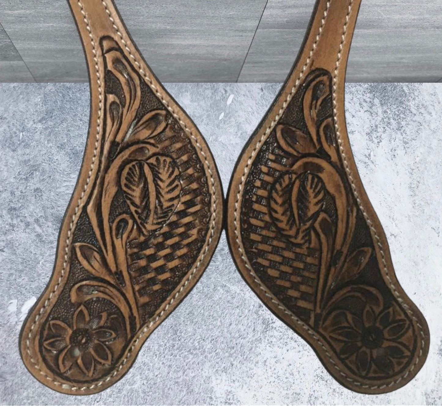 Majestic Ally Cowboy Boots Spur Straps, Pair of Natural Super Leather Antique Hand Tooling Western Spur Straps for Boots for Horse Riding